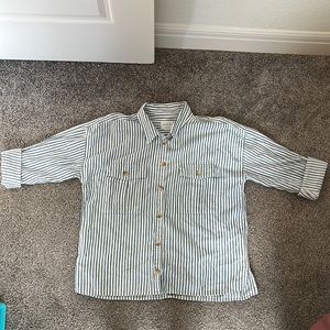 American Eagle button down shirt